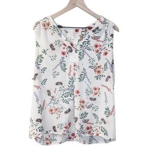 WOMEN'S𝅺 St. Tropez White Floral V-Neck Sleeveless Blouse